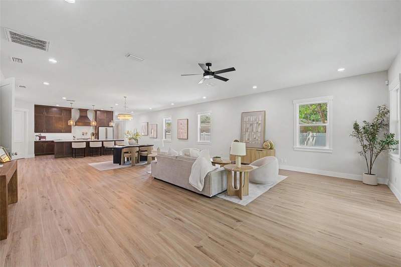 4 bedroom Townhouse at 110 S Arrawana Avenue #1, Park City, Tampa — photo 5