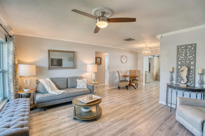 2 bedroom Single Family Residence at 9610 45th Street, Mainlands Of Tamarac By The Gulf Unit 1-B Condo, Pinellas Park — photo 5