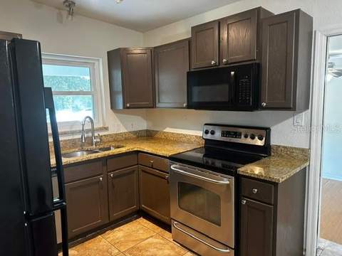 156 Pinecrest Dr, Sanford FL - photo 9 of 24
