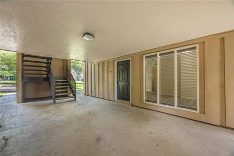 507 NW 39th Road #122, Gainesville FL - photo 6 of 26