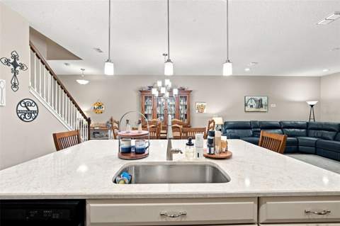 14215 Pondhawk Lane, Tampa FL - photo 9 of 47