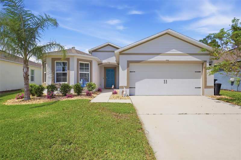 3 bedroom Single Family Residence at 3241 Carpentaria Drive, Coastal Woods Un D, New Smyrna Beach — photo 1