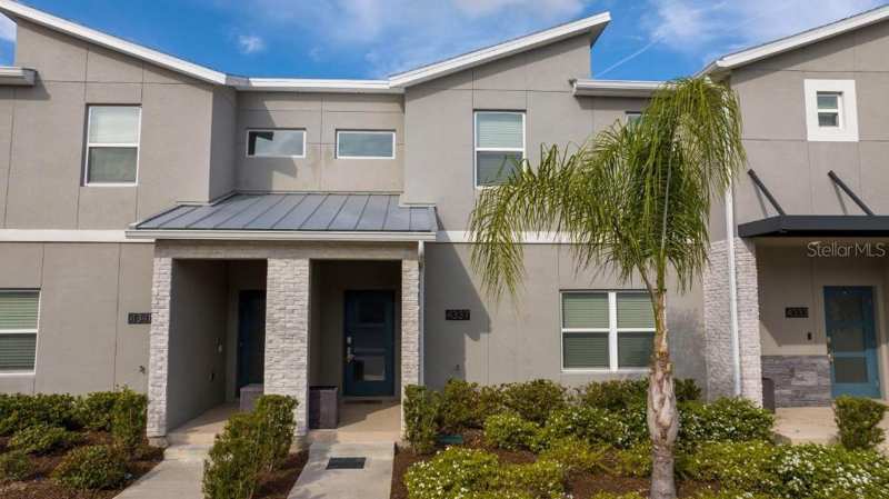 4 bedroom Townhouse at 4337 Quote Street, Cove At Storey Lake III, Kissimmee — photo 1