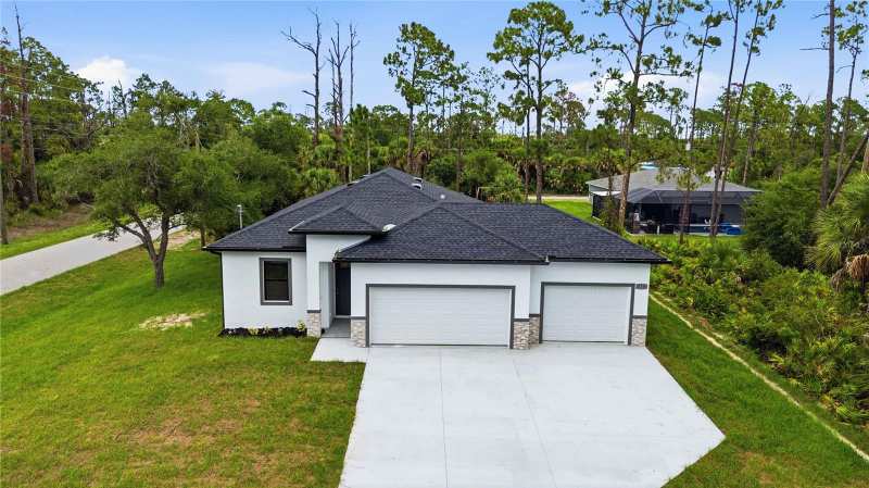 3 bedroom Single Family Residence at 15144 Faulkner Avenue, Port Charlotte Sec 029, Port Charlotte — photo 1