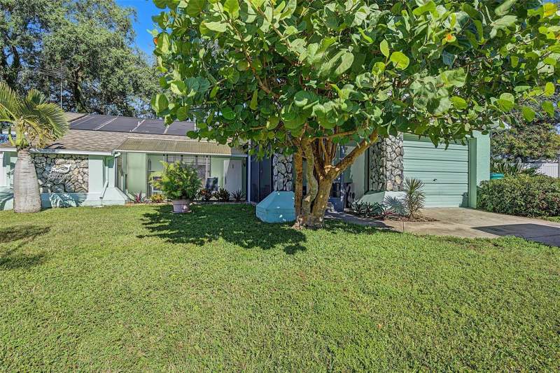 2 bedroom Single Family Residence at 2437 Fieldcrest Court, Holiday Lakes West, Holiday — photo 2