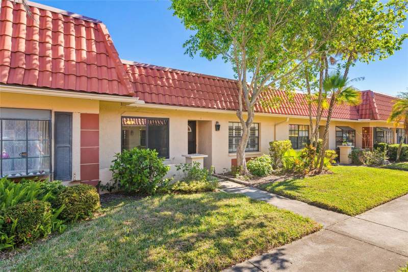 2 bedroom Villa at 19029 US Highway 19 Highway #24C, Imperial Cove 12, Clearwater — photo 3