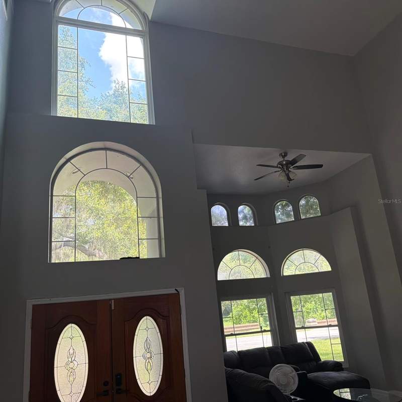 5 bedroom Single Family Residence at 1931 Oak Ridge Court, Oak Ridge Court Estates, Clearwater — photo 3