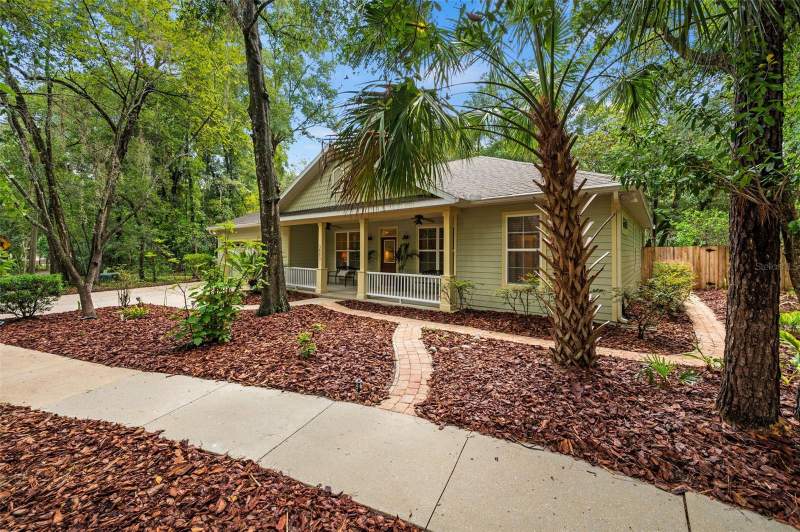 4 bedroom Single Family Residence at 3883 SW 21st Drive, Madera Cluster Dev Ph 1, Gainesville — photo 3