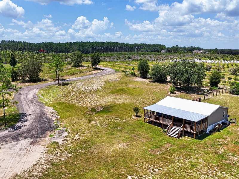 6 bedroom Manufactured Home at 37647 Jenny Lane, Acreage & Unrec, Eustis — photo 1