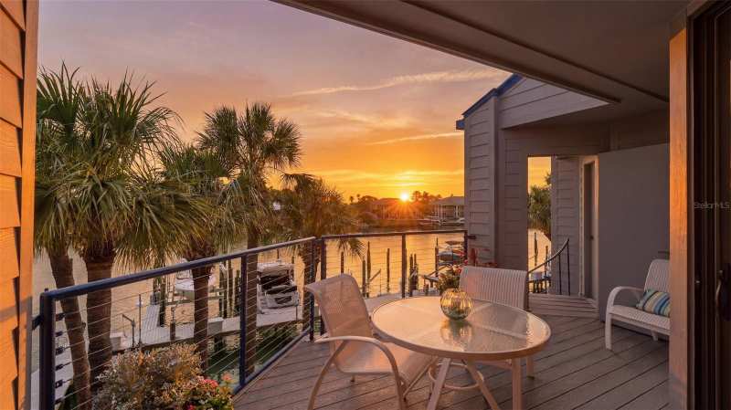 3 bedroom Condominium at 910 Pinellas Bayway #201, Port Tierra Condo, Tierra Verde — photo 1