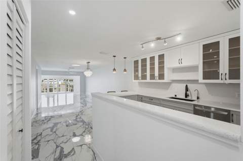 573 Boca Ciega Point Boulevard, St Petersburg FL - photo 9 of 72