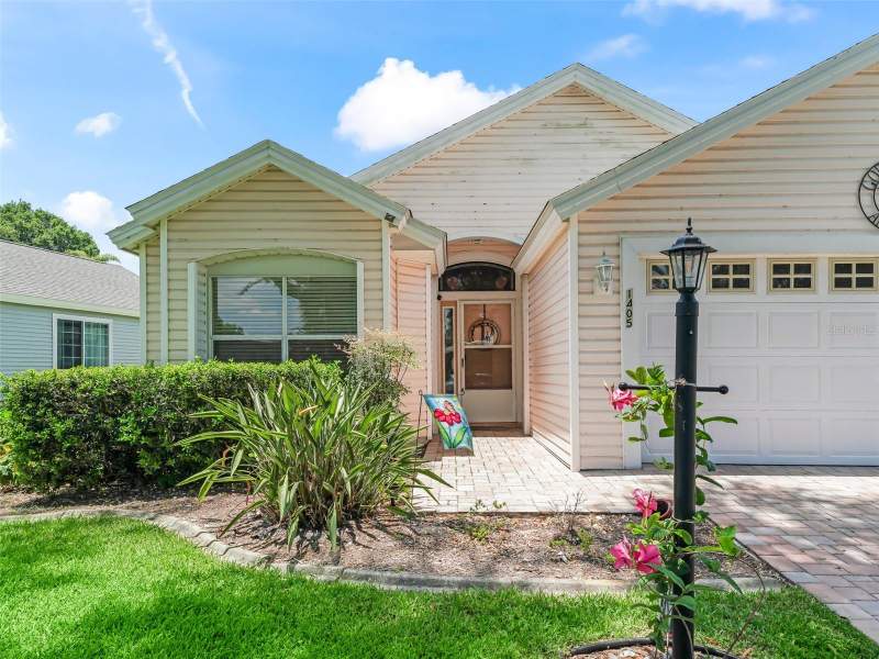 2 bedroom Single Family Residence at 1405 W Schwartz Boulevard, The Villages, The Villages — photo 3