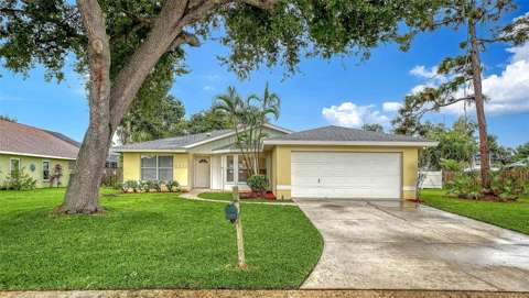 6822 Tema Lane, $300k–$500k for sale in Sarasota