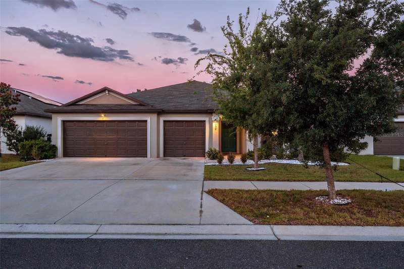 4 bedroom Single Family Residence at 138 Rain Berry Avenue, Osprey Reserve, Ruskin — photo 3