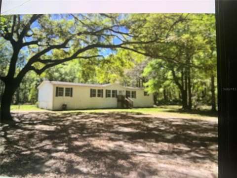 13080 NW 168Th Place, home for sale in Reddick 32686