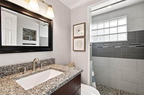 9020 Auburn Way, Tampa FL - photo 18 of 93