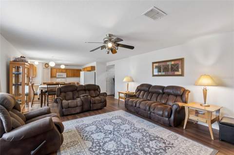 2789 Woodland Creek Loop, Kissimmee FL - photo 9 of 25