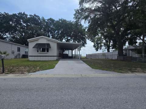 1807 Pauline Drive #279, golf community for sale in Lake Alfred