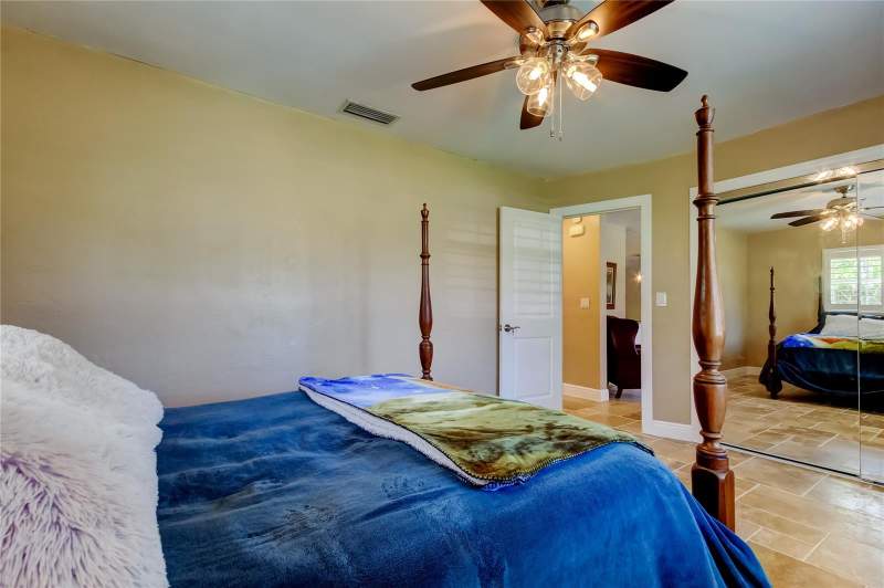 3 bedroom Single Family Residence at 4174 14th Lane, Patrician Point Unit 2 Tr B Rep, St Petersburg — photo 5