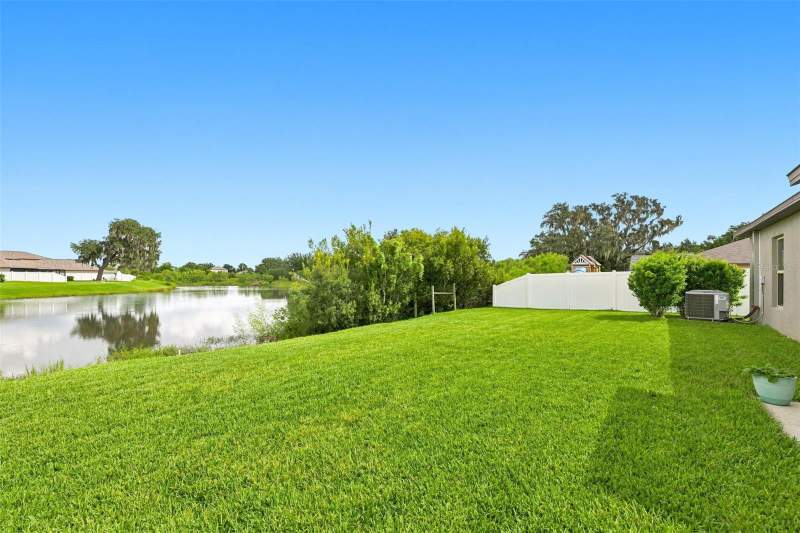 4 bedroom Single Family Residence at 39745 Harvest Creek Lane, Hidden River Ph 2, Zephyrhills — photo 5