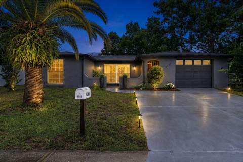 9203 Greenbriar Lane, Port Richey FL - photo 10 of 27