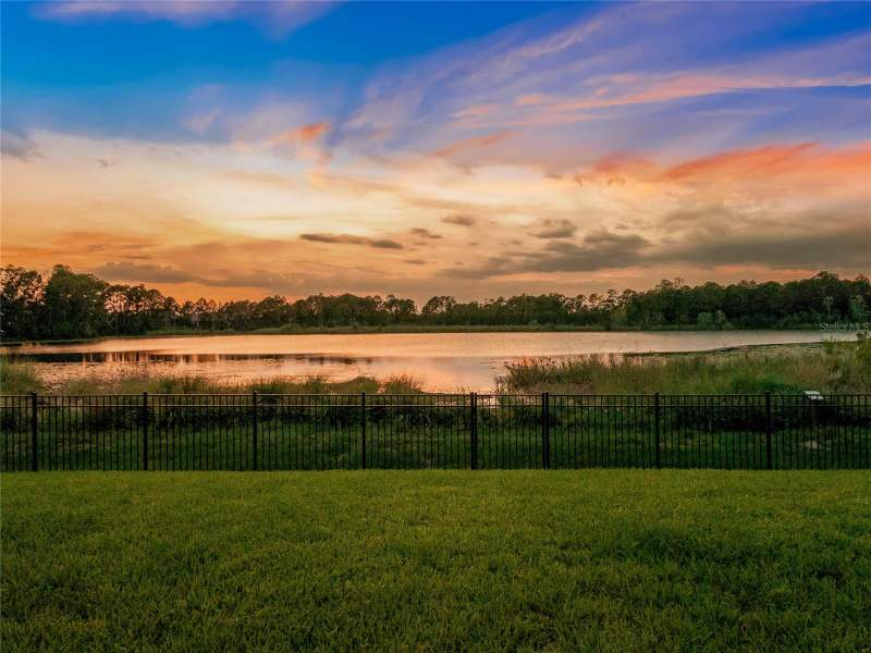 5 bedroom Single Family Residence at 10198 MERRYMEETING BAY DRIVE, WATERLEIGH PH 2C-1, WINTER GARDEN — photo 2