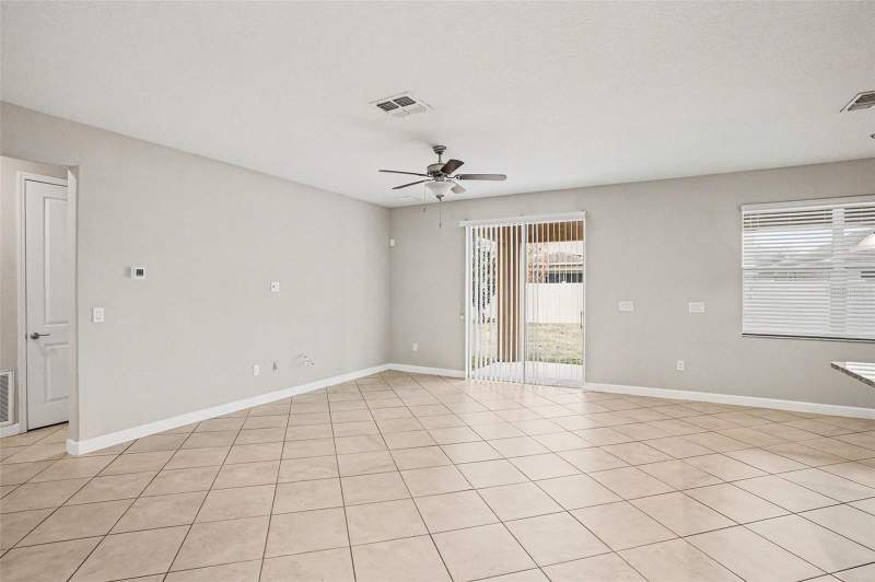 4 bedroom Single Family Residence at 11755 Winterset Cove Drive, Ballentrae Sub Ph 2, Riverview — photo 5