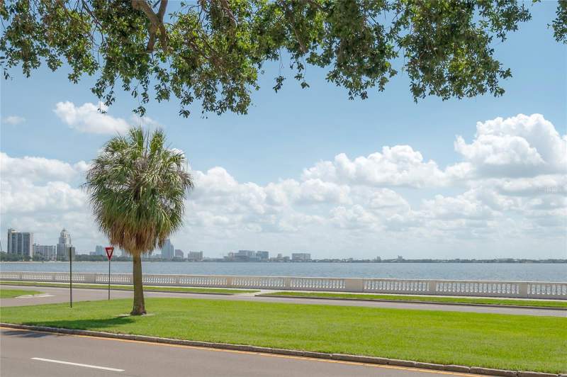2 bedroom Condominium at 3325 Bayshore Boulevard #A17, Bayshore Trace Condo, Tampa — photo 2