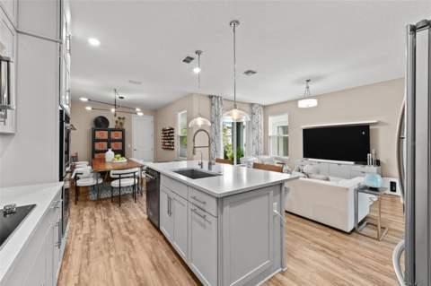 7043 Carrickbend Lane, Orlando FL - photo 19 of 72