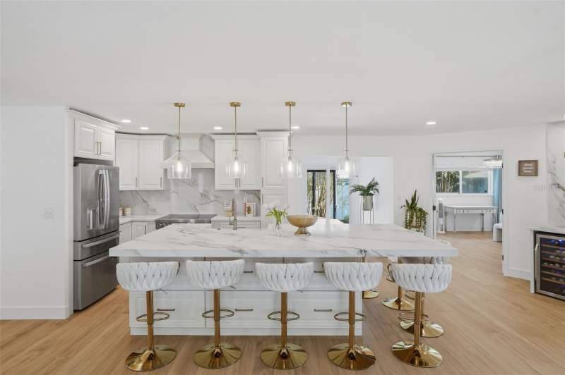4 bedroom Single Family Residence at 1819 Maryland Avenue, Shoreacres Center, St Petersburg — photo 5