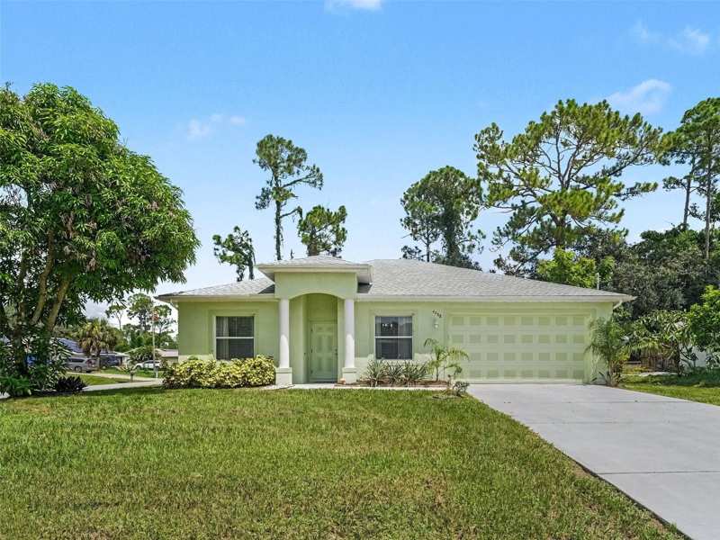 3 bedroom Single Family Residence at 4288 Dureve Avenue, Port Charlotte Sub 11, North Port — photo 1