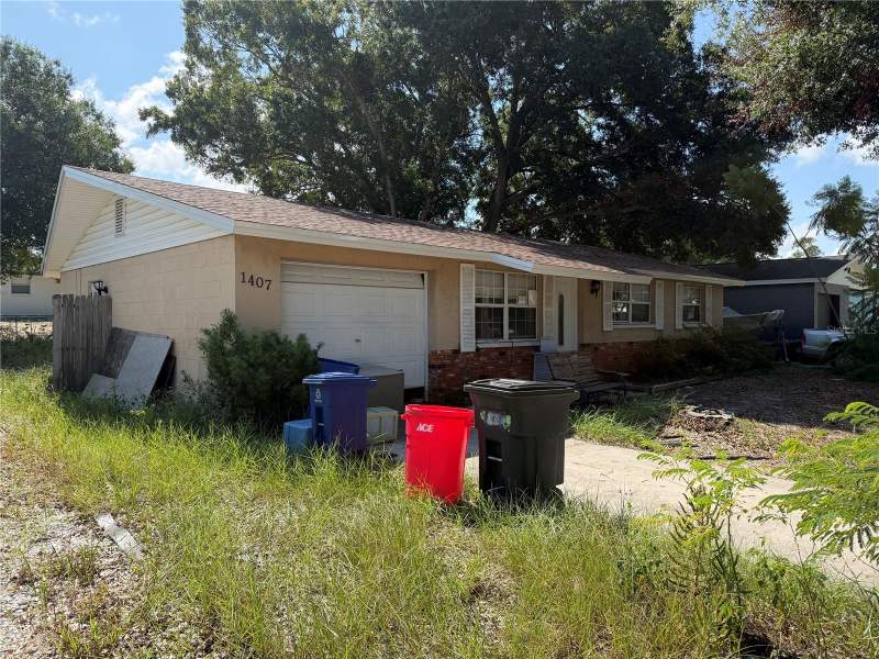 3 bedroom Single Family Residence at 1407 Coppertree Drive, Trentwood Manor, Tarpon Springs — photo 2