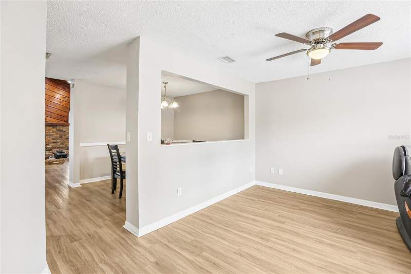 3 bedroom Single Family Residence at 700 13th Court, Moss Ridge, Largo — photo 5