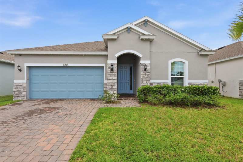 4 bedroom Single Family Residence at 1005 Chelan Falls Drive, Lakewood Park Ph 1, Deland — photo 1