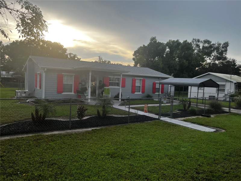 3 bedroom Single Family Residence at 4852 18th Street, Moores, Zephyrhills — photo 3