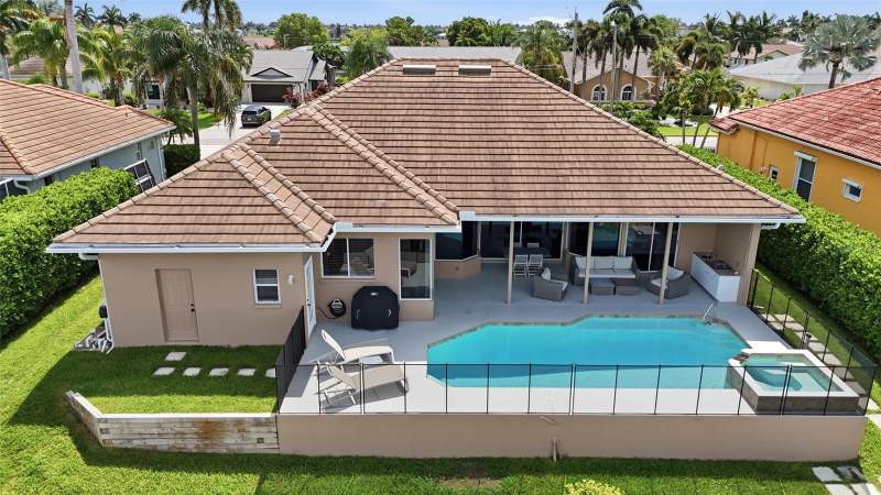 3 bedroom Single Family Residence at 5020 SW 8th Place, Cape Coral, Cape Coral — photo 3