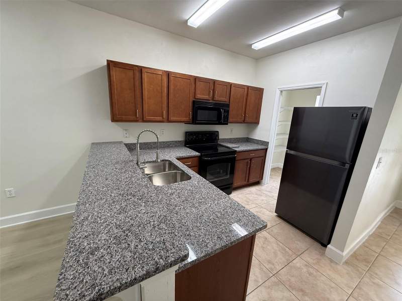 2 bedroom Condominium at 2945 SW 35th Place #132, Woods Edge Condo, Gainesville — photo 5
