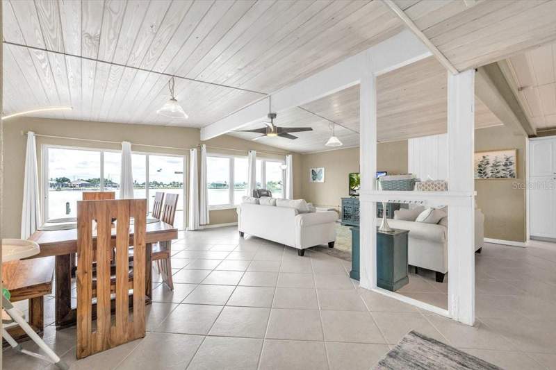 3 bedroom Single Family Residence at 168 Morgan Lane, Port Charlotte Sec 040, Port Charlotte — photo 5