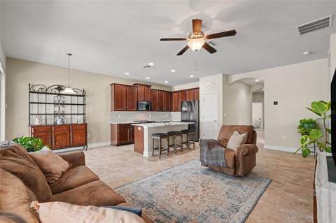7703 S Sparkman Street, Tampa FL - photo 8 of 35