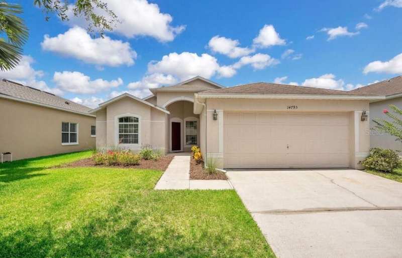 4 bedroom Single Family Residence at 14795 Yorkshire Run Drive, Stoneybrook, Orlando — photo 1
