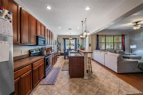 10945 Subtle Trail Drive, Riverview FL - photo 15 of 51