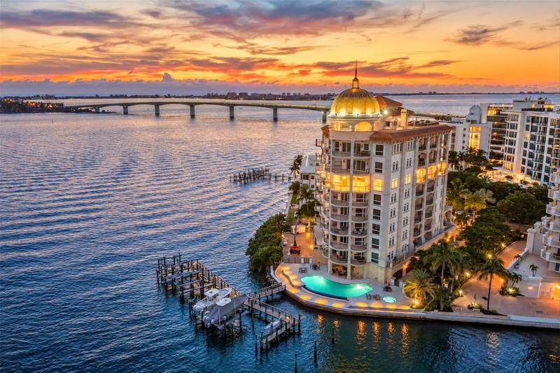 4 bedroom Condominium at 420 Golden Gate Point #700, The Grande Riviera, Sarasota — photo 3
