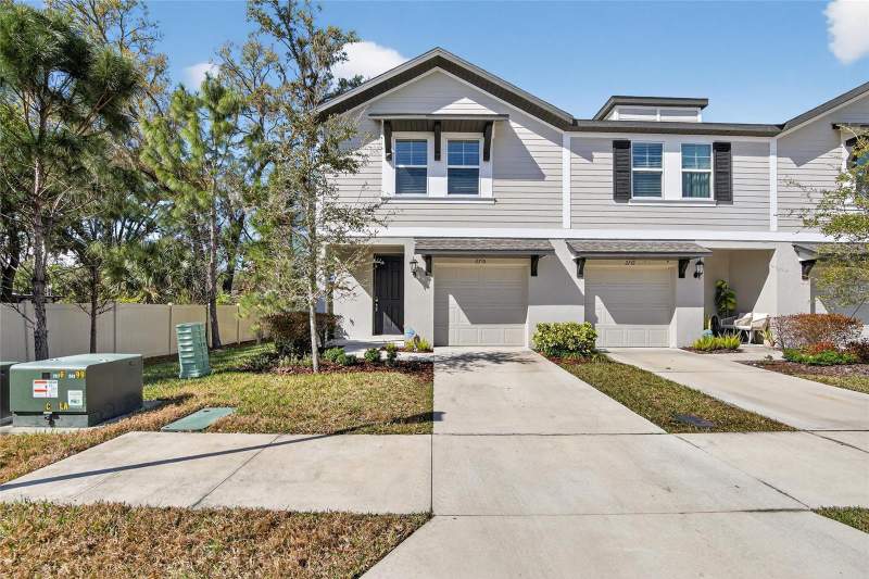 Preston Oaks Townhomes