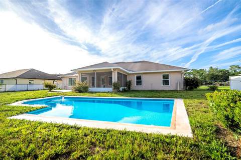 12036 Penguin Avenue, Weeki Wachee FL - photo 11 of 32