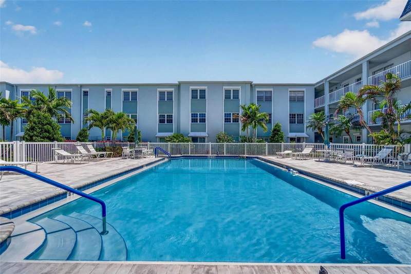 2 bedroom Condominium at 701 Poinsettia Road #308, Belleair Forest, Belleair — photo 3