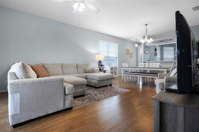 3 bedroom Single Family Residence at 27111 Nostalgia Drive, Legacy/Leesburg Un 05, Leesburg — photo 4