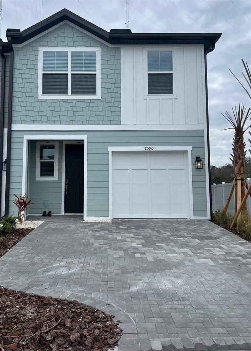 Montague TownhomesHomes for Sale in Tampa, FL