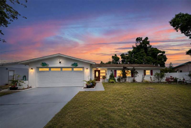 3 bedroom Single Family Residence at 6212 20th Street, West Wedgewood Park 8th Add, St Petersburg — photo 2