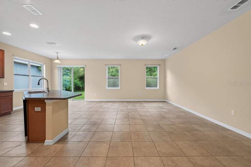 3 bedroom Single Family Residence at 11601 Tangle Stone Drive, Tanglewood Preserve Ph 2, Gibsonton — photo 2