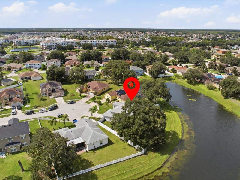 4 bedroom Single Family Residence at 207 Redwood Bark Trail, Tamarind Parke At Cypress Woods Unit 2, Kissimmee — photo 4